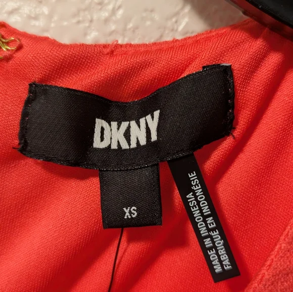 DKNY Flutter Sleeve Crinkle Dress - Picture 9 of 9